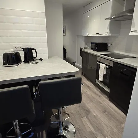 Apartment & Stylish, Two Bed, Two Bath Galway