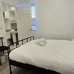 Apartment & Stylish, Two Bed, Two Bath